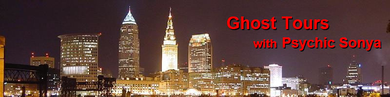night time pic of cleveland